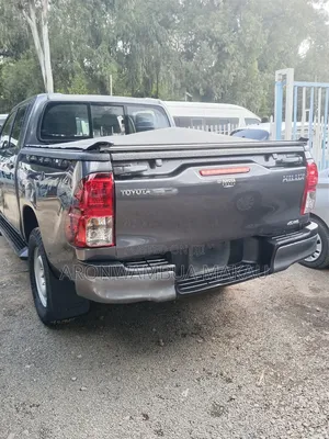 Toyota Hilux 2021 Gray