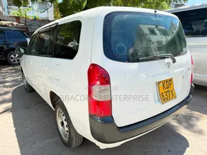Toyota Succeed SV Premium 2014 White