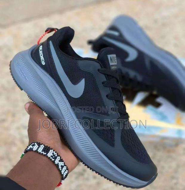 Nike Air Zoom Runner/ Gym Sneakers