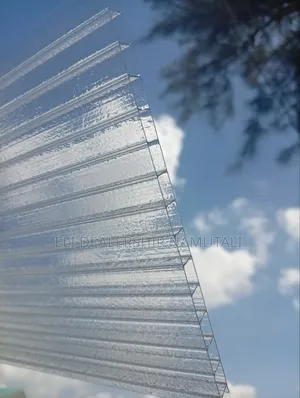 8mm Clear Multiwall Polycarbonate Sheet/Ideal for Canopies Skylights