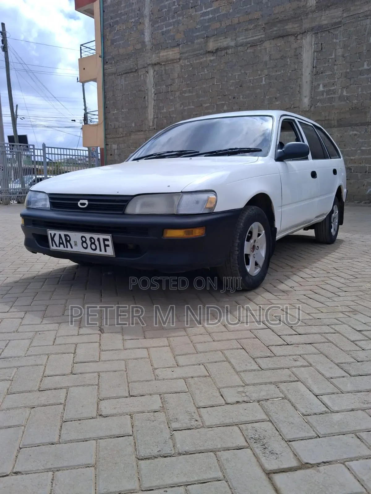 Toyota Corolla 1999 White