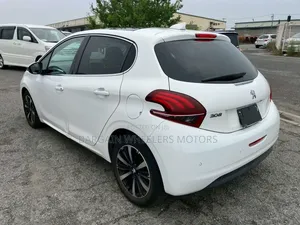 Peugeot 2008 2019 White