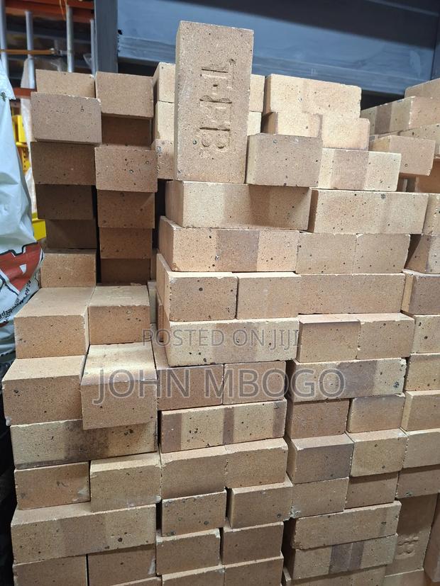 Refractory Fire Bricks - 70% - thumbnail 3