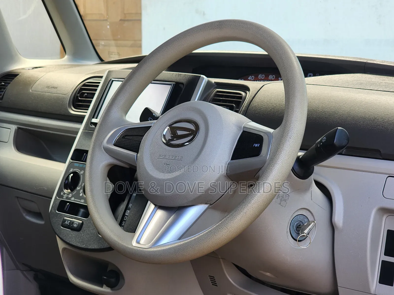 Daihatsu Tanto 660 FWD 2018 White