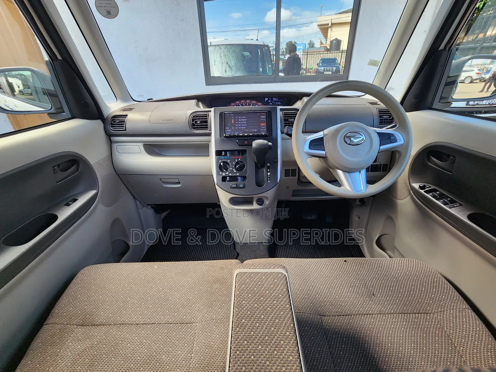 Daihatsu Tanto 660 FWD 2018 White