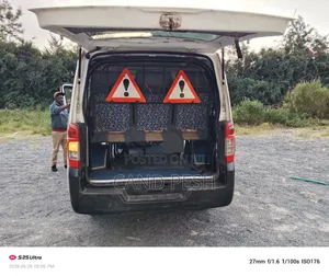 Nissan Nv350