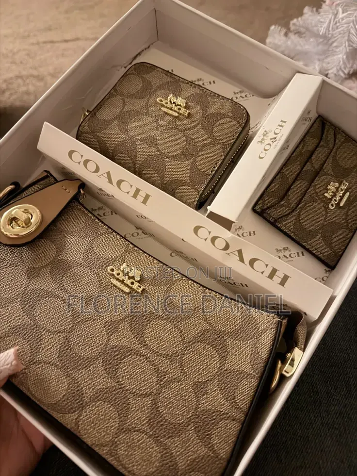 Coach 3-in-1 Ladies Handbag Wallet Gift Set – Red and Brown