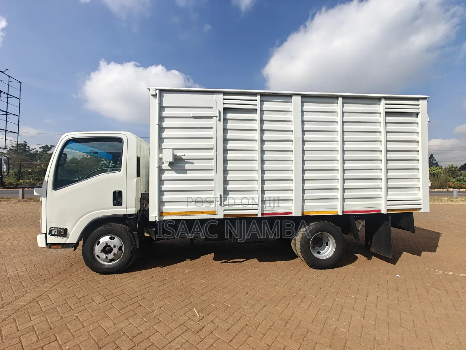 Isuzu NMR Original Cabin