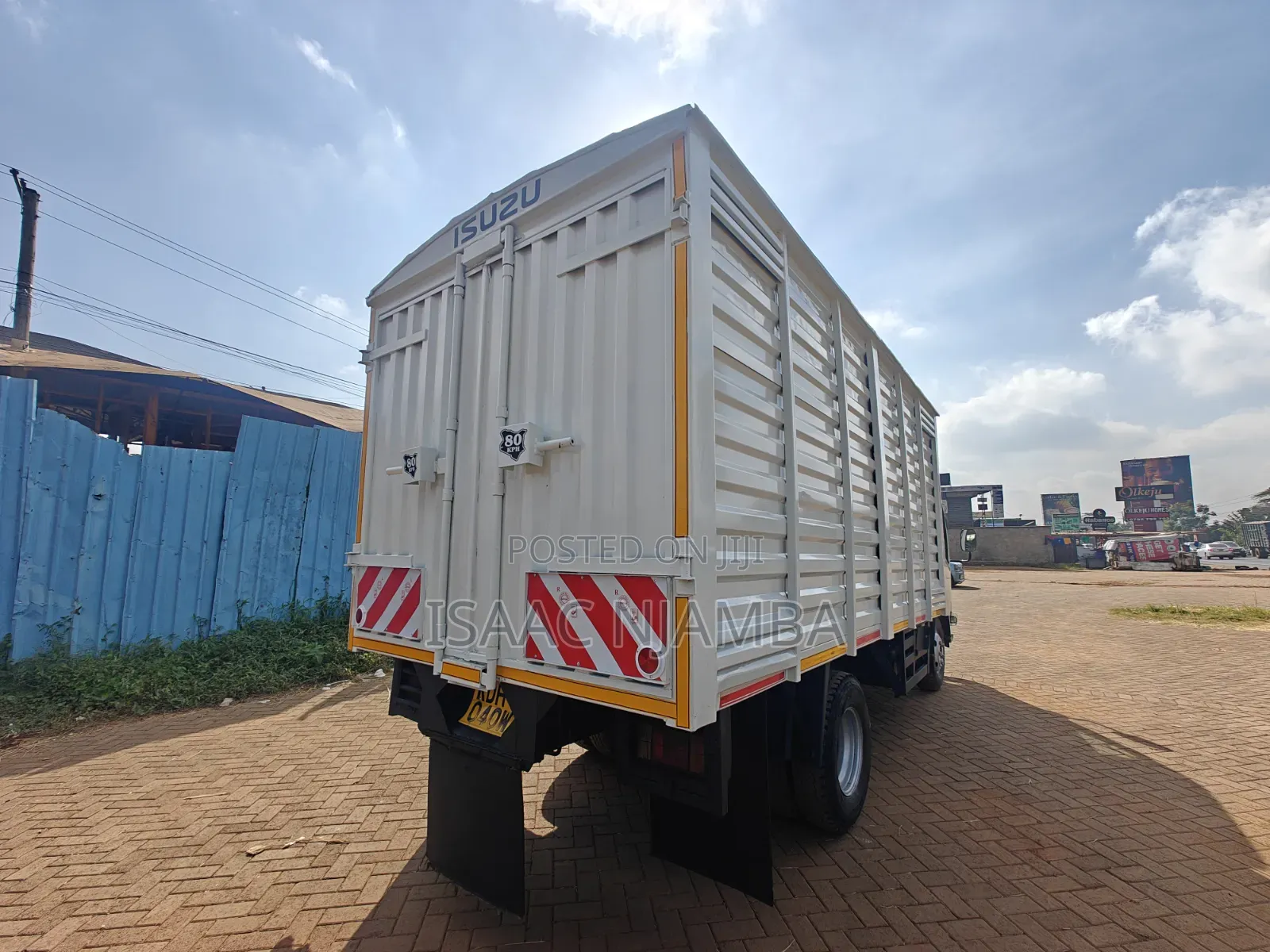 Isuzu NMR Original Cabin