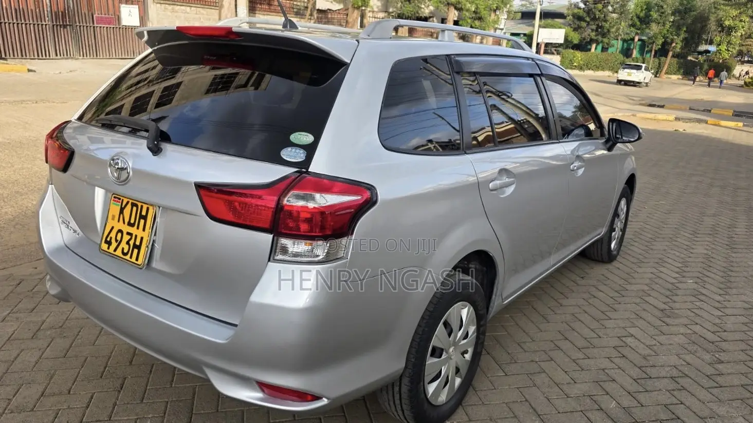 Toyota Corolla Fielder 2015 Silver