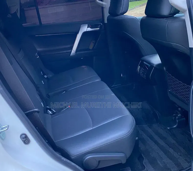 Toyota Land Cruiser Prado 2021 White