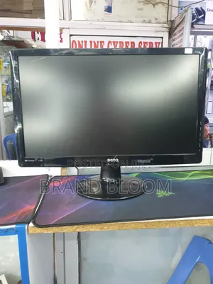 22" Streched Monitor