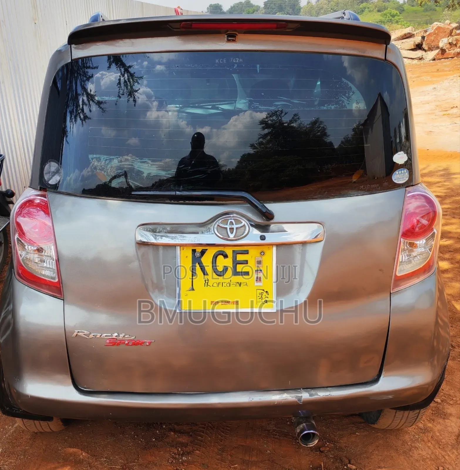 Toyota Ractis 2008 Beige