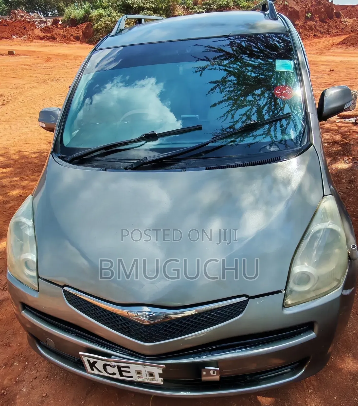 Toyota Ractis 2008 Beige