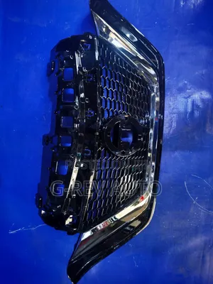 Nissan Note 2018 Grill