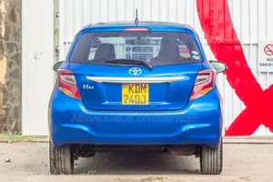 Toyota Vitz 2013 Blue