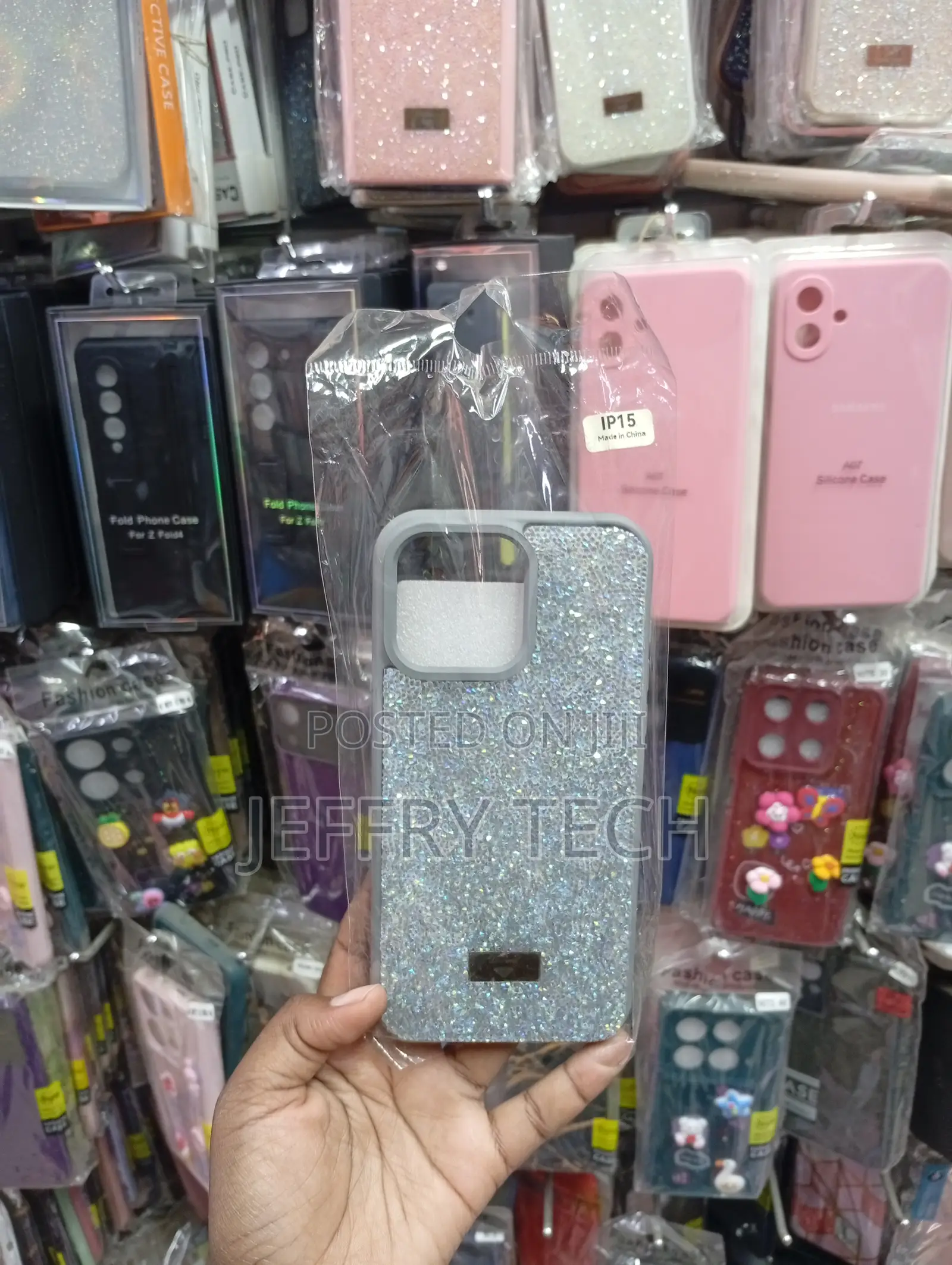 iPhone 15 Pro Ull-Stone Diamond Glitter Phone Case