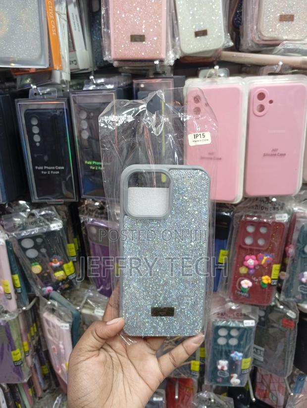 iPhone 15 Pro Ull-Stone Diamond Glitter Phone Case - main view