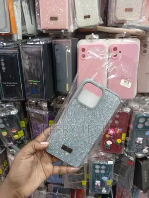iPhone 15 Pro Ull-Stone Diamond Glitter Phone Case