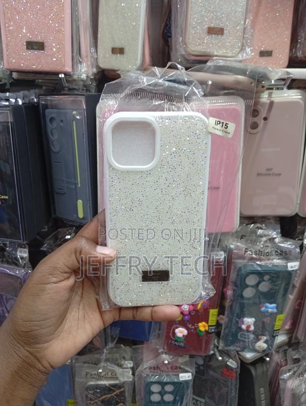 iPhone 15 Rhinestone Diamond Case - main view