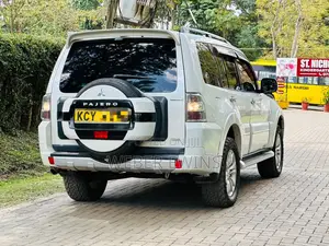 Mitsubishi Pajero V80 3.2 DI-D 2013 White