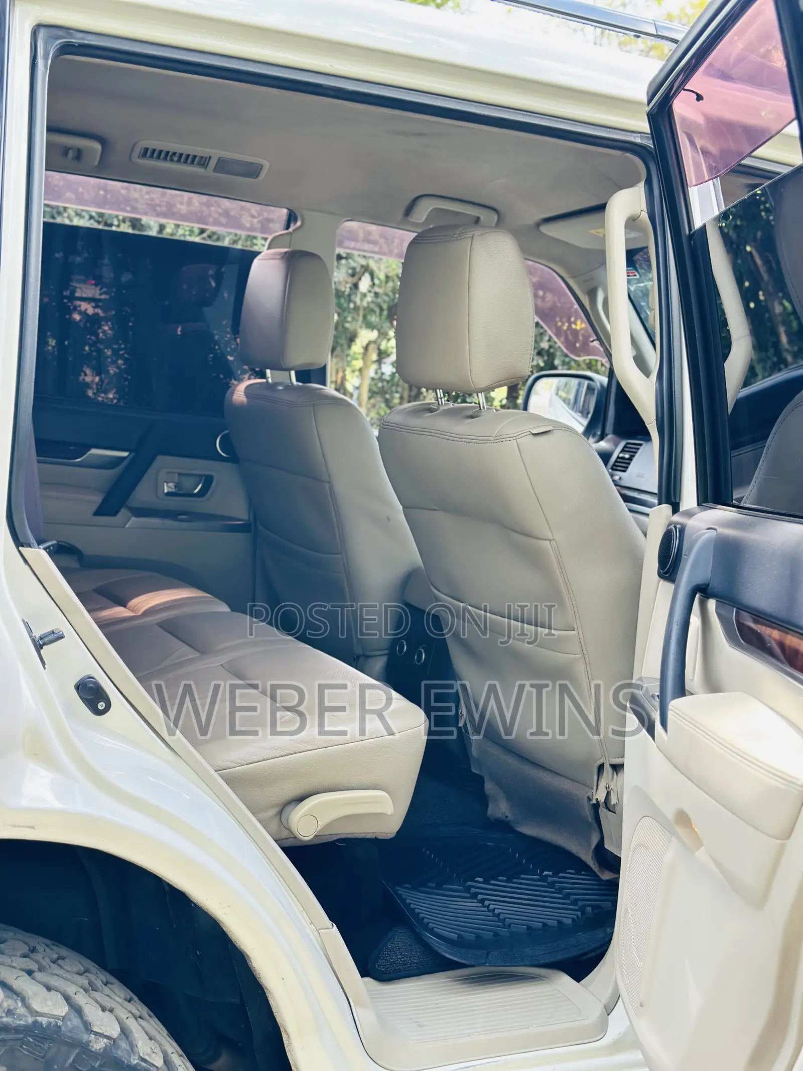 Mitsubishi Pajero V80 3.2 DI-D 2013 White