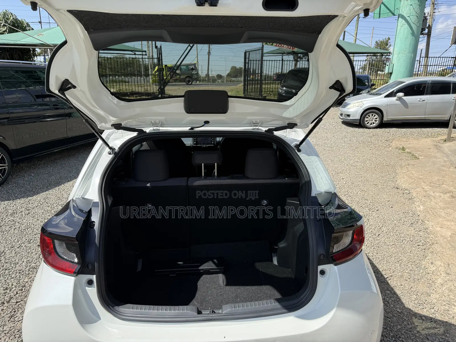 Toyota Yaris 2019 White