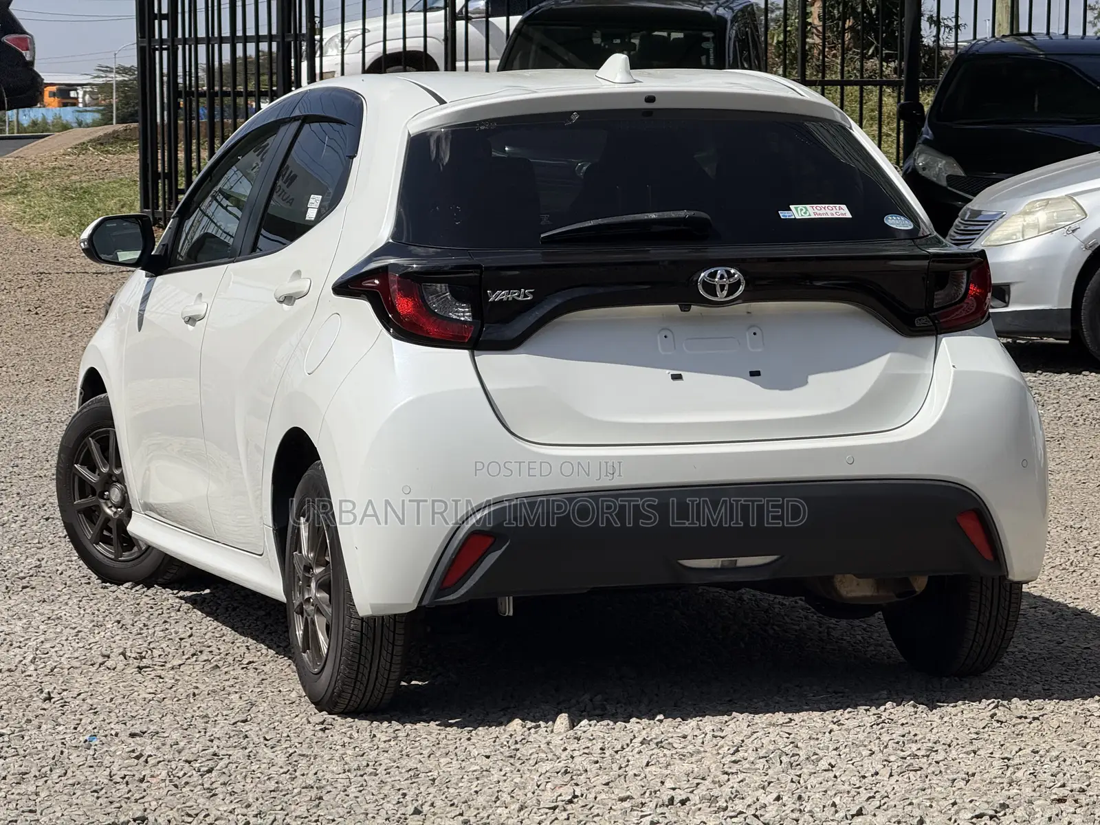 Toyota Yaris 2019 White