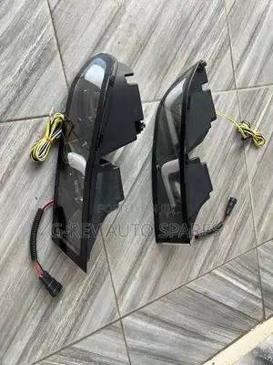 Prado 120 Duo Foglight Projectors