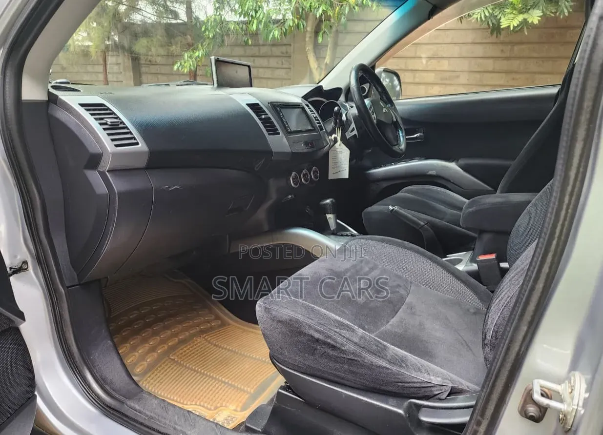 Mitsubishi Outlander 2006 Silver