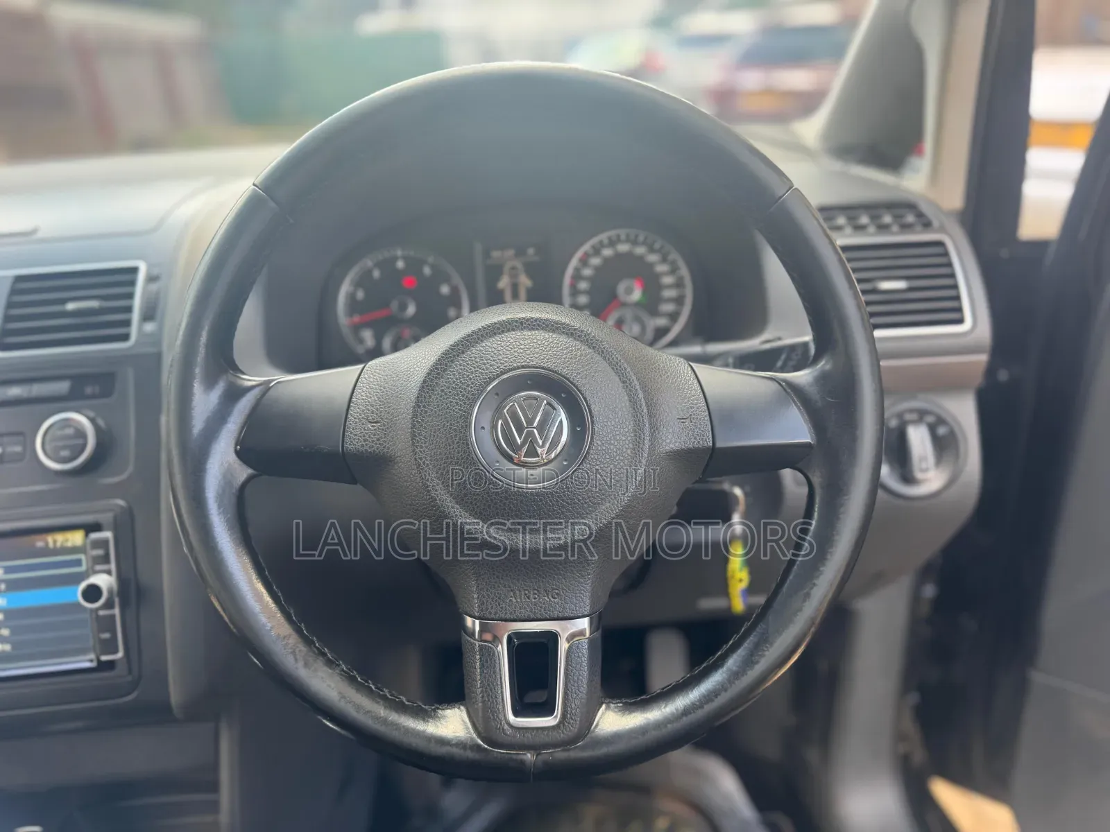 Volkswagen Touran 2015 Black