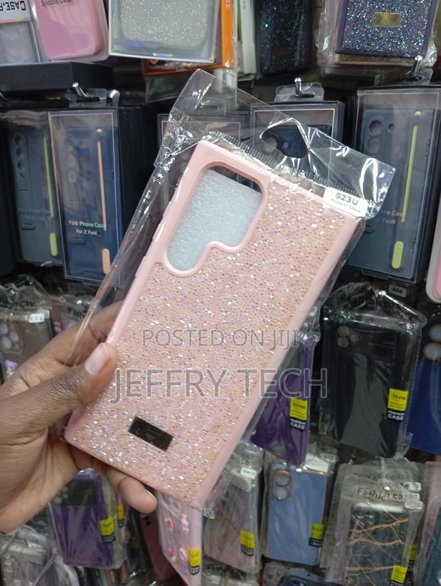 Samsung Galaxy S23 Ultra Protective Case With a Pink Base - thumbnail 2