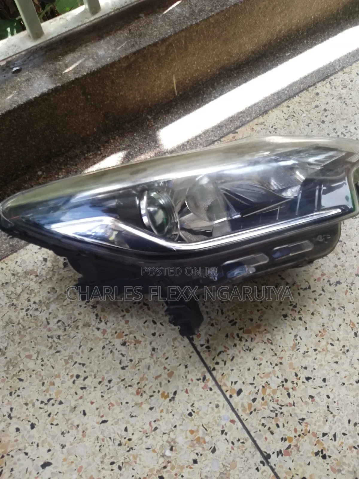 Nissan Note E-Power 2018 Right Headlight