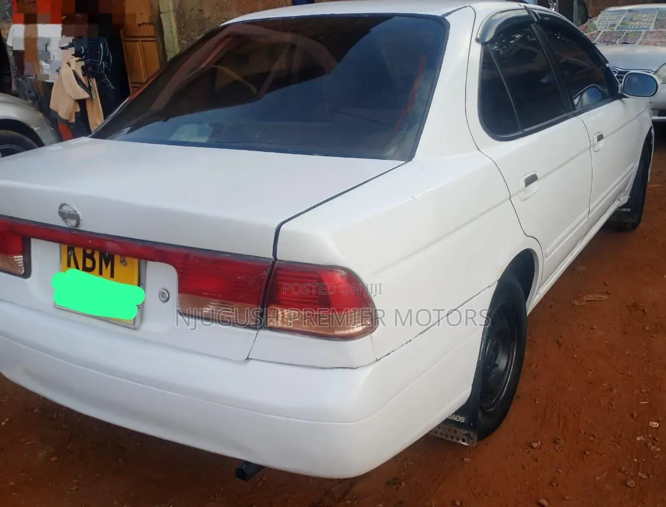 Nissan Sunny 2004 White