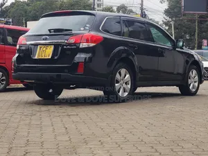 Subaru Outback 2.5i 2011 Black