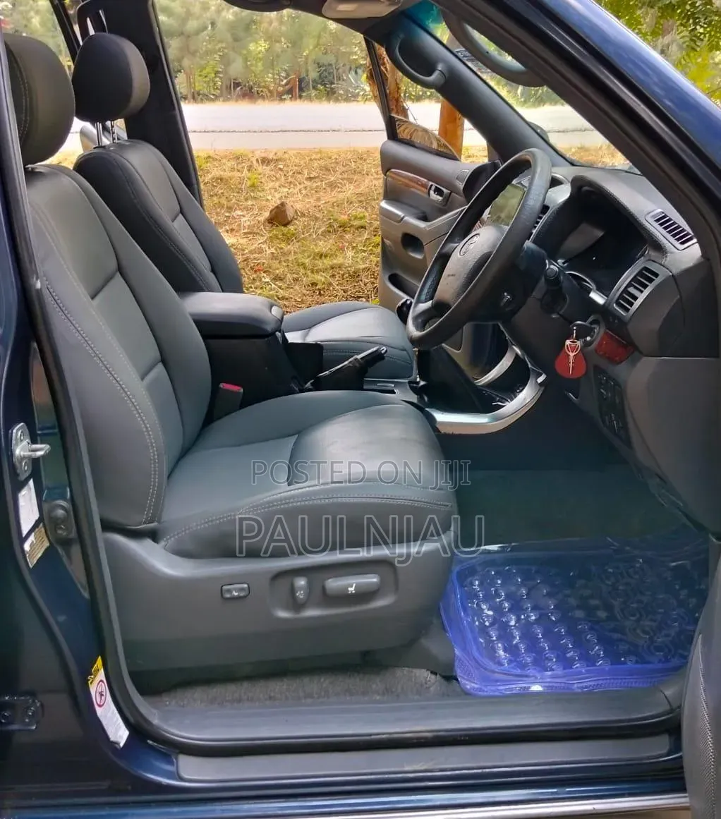 Toyota Land Cruiser Prado 2004