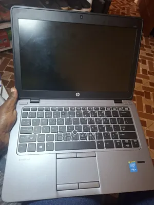 Laptop HP EliteBook 820 G3 8GB Intel Core i5 HDD 256GB