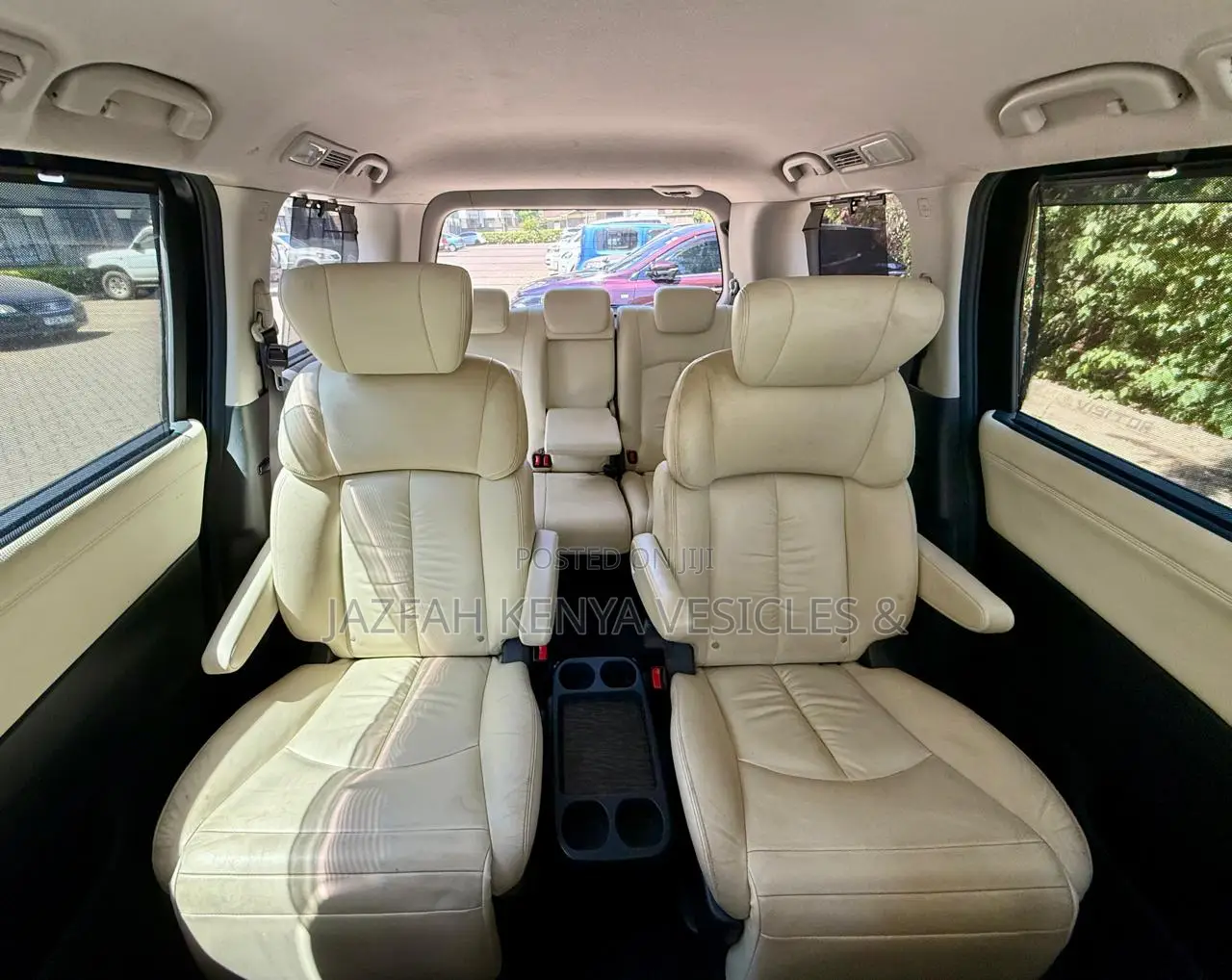 Nissan Elgrand 2017 White