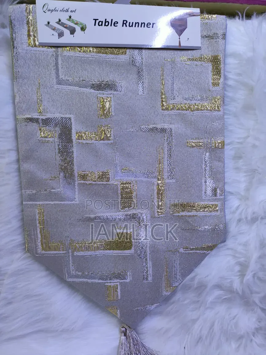 33×180 Cm Table Runner – Cd