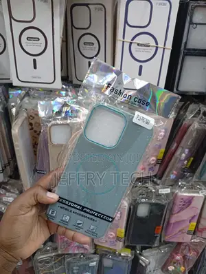 iPhone 16 Pro Max, Teal-Colored, Sparkly Glitter Smartphone Case