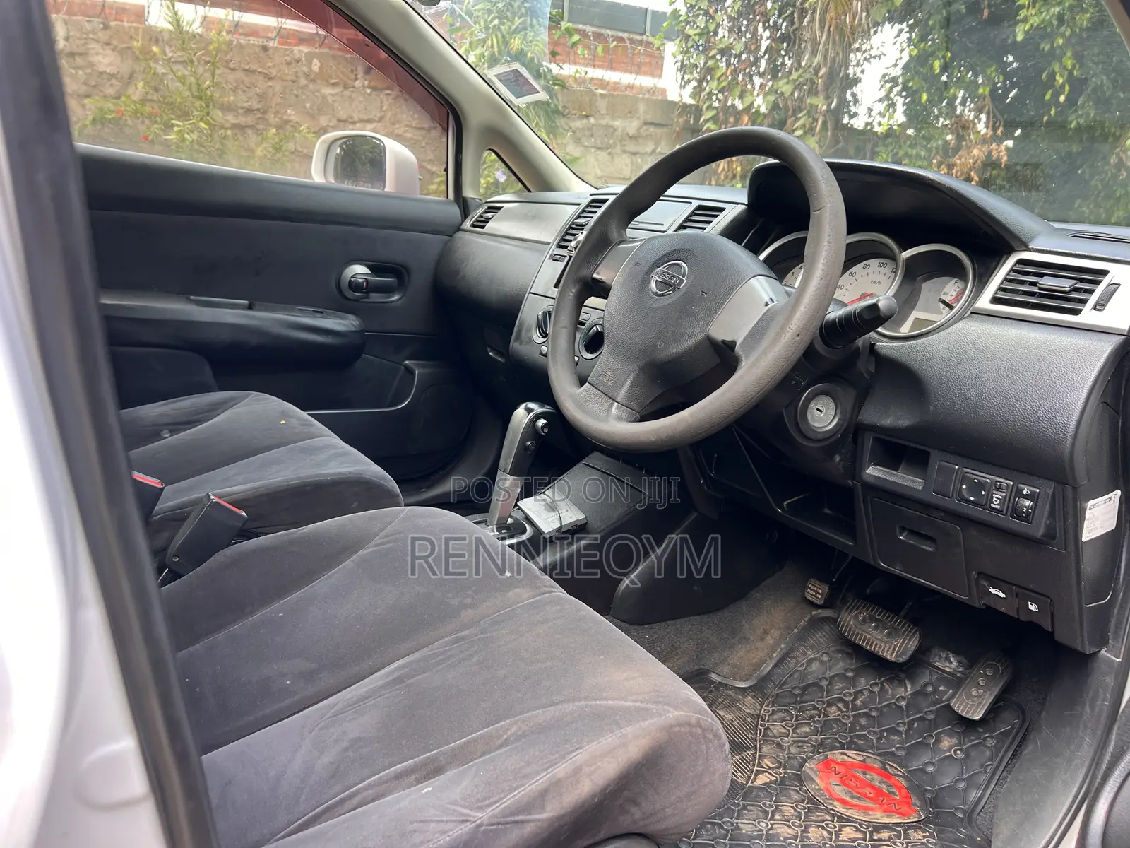 Nissan Tiida 2009 White