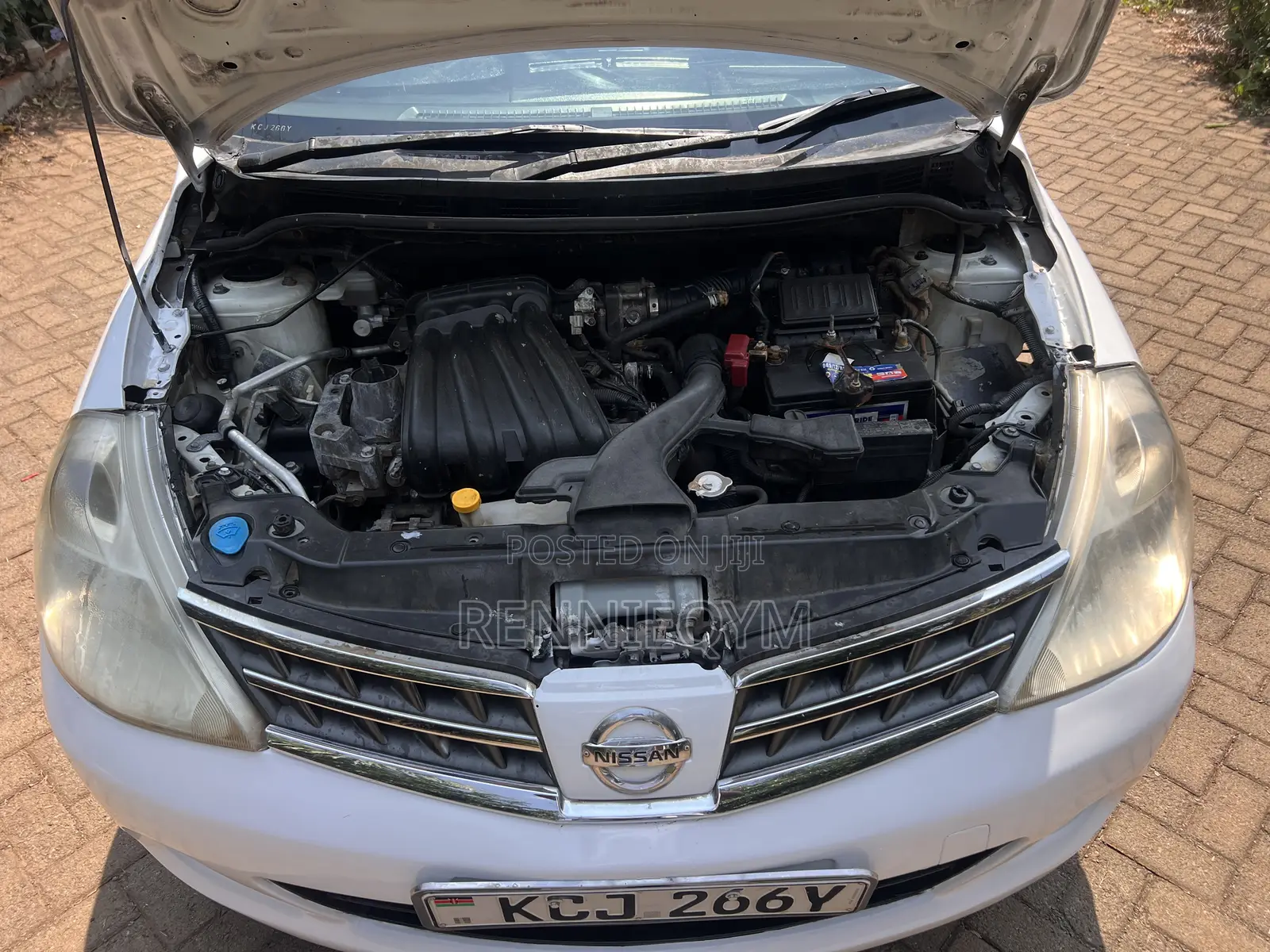 Nissan Tiida 2009 White
