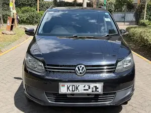 Volkswagen Touran 2015 Blue