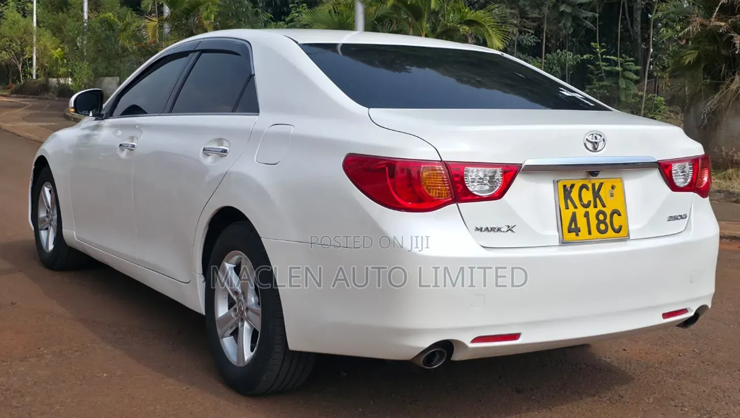 Toyota Mark X 2010 White