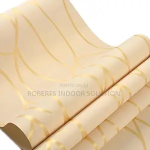 Non-Adhesive Wall Covering