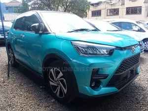 Toyota Vitz 2020 Blue