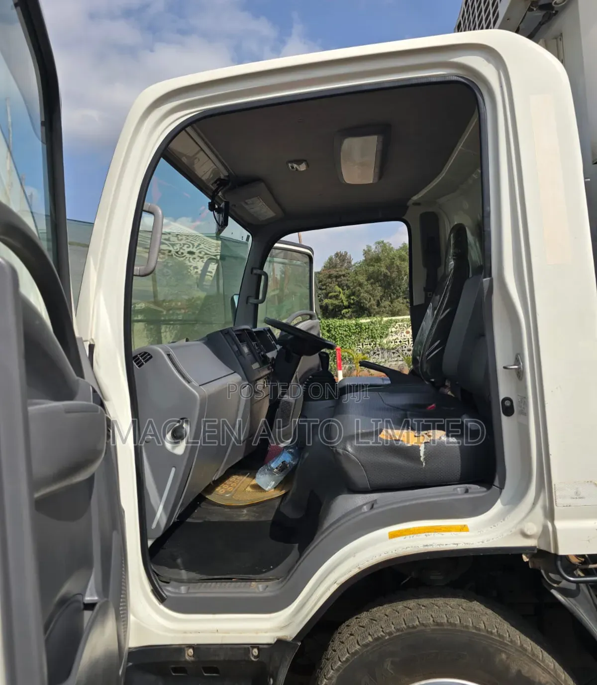 Isuzu Elf 2018