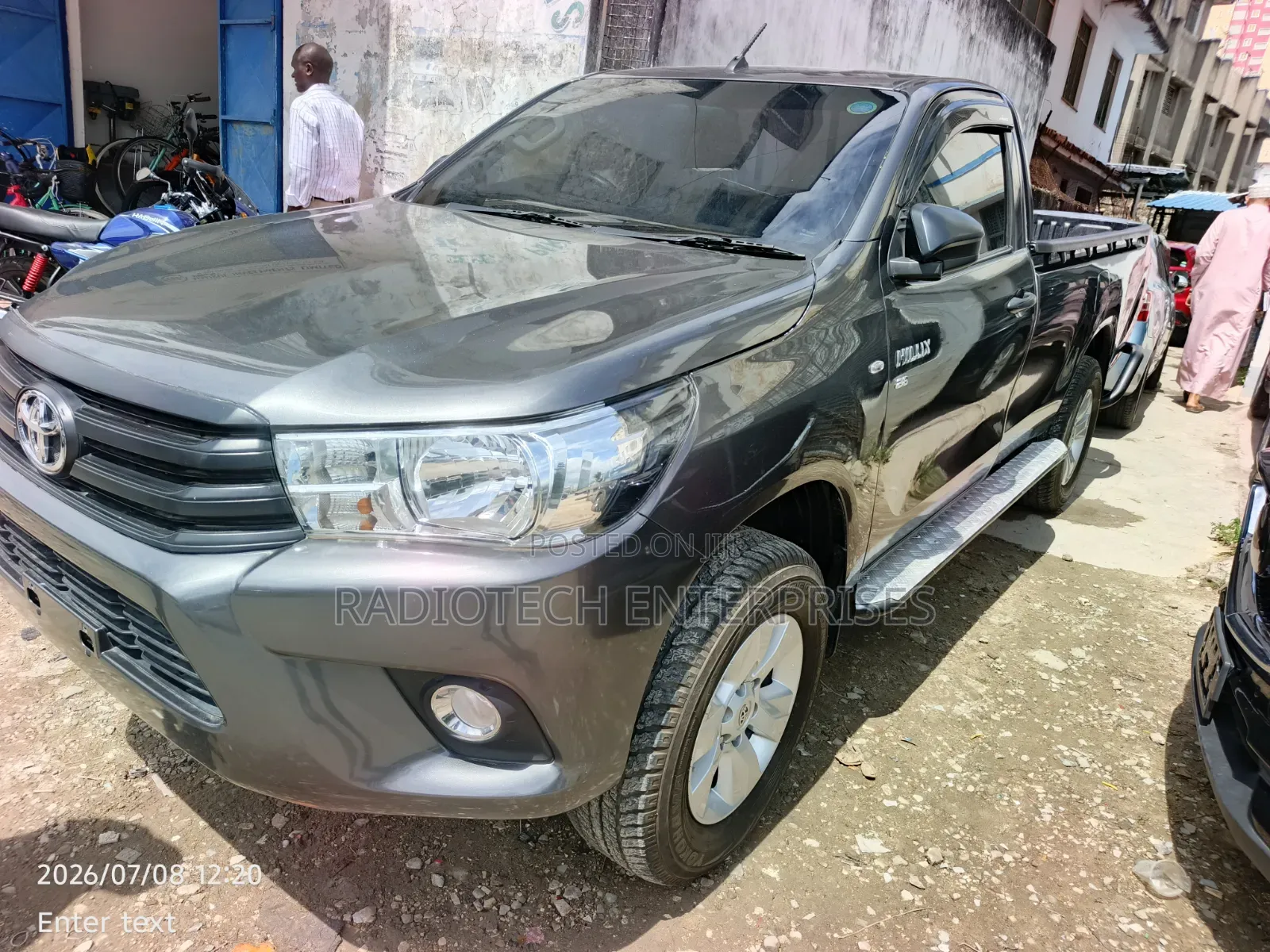 Toyota Hilux 2019 Gray