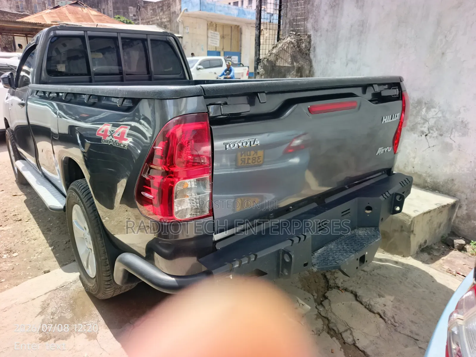 Toyota Hilux 2019 Gray