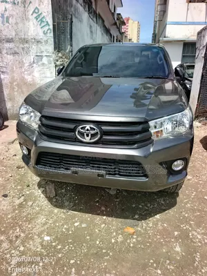 Toyota Hilux 2019 Gray